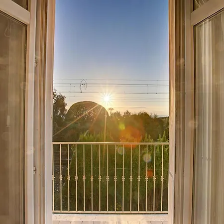 公寓 Baous 300m De La - Happy